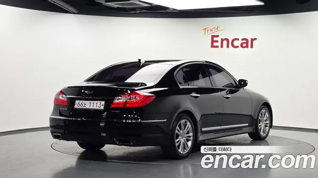 Hyundai Genesis 2012 thumb 2