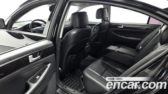 Hyundai Genesis 2012 thumb 11