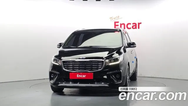 Kia Carnival 2019 thumb 3