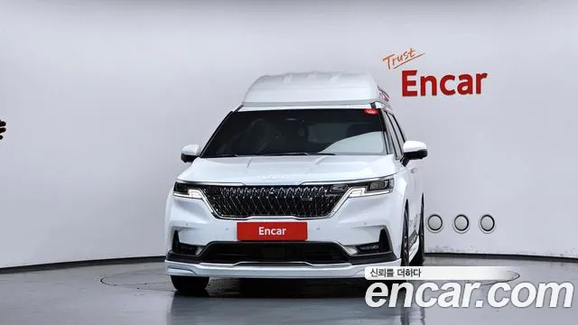 Kia Carnival 2022 thumb 3