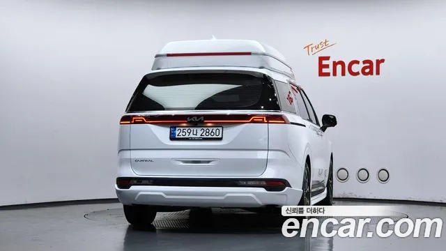 Kia Carnival 2022 thumb 4