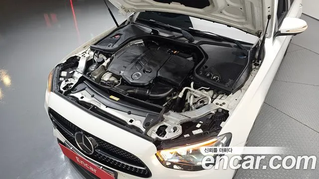 Mercedes-Benz E-Класс 2021 thumb 6