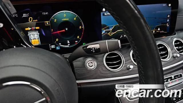 Mercedes-Benz E-Класс 2021 thumb 9