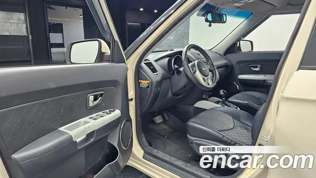 Kia Soul 2011 thumb 10