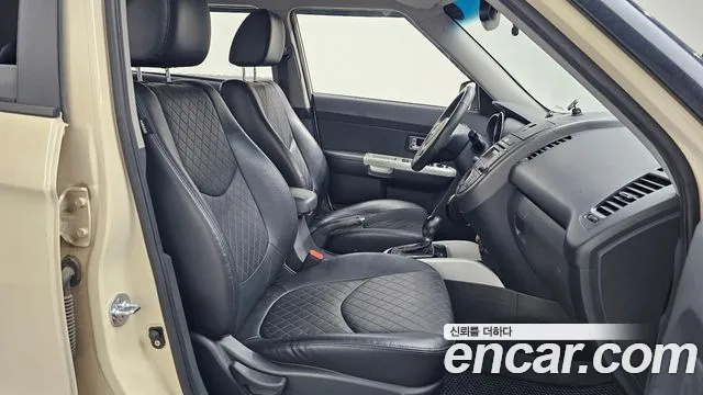 Kia Soul 2011 thumb 11