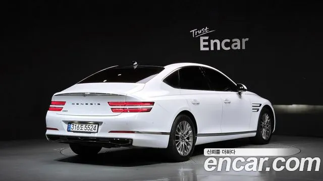 Genesis G80 2021 thumb 2