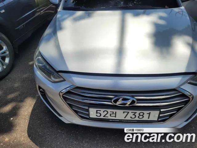 Hyundai Avante 2018 thumb 3