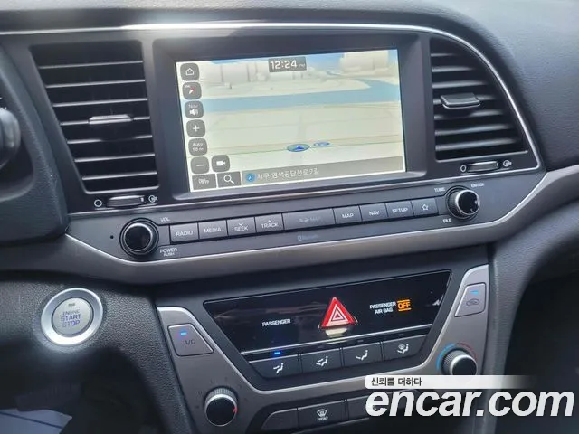 Hyundai Avante 2018 thumb 11