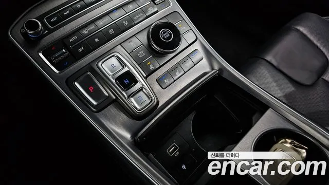 Hyundai Santa Fe 2022 thumb 9