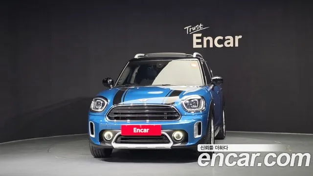 MINI Countryman 2023 thumb 3