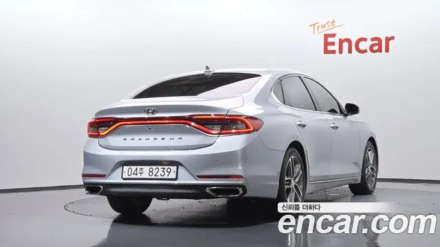 Hyundai Grandeur 2017 thumb 2