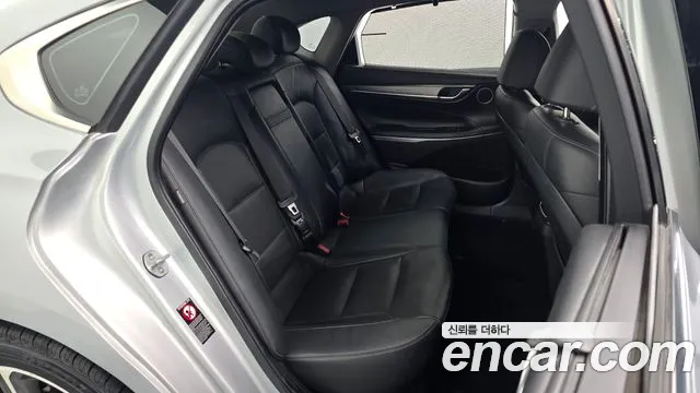 Hyundai Grandeur 2017 thumb 11