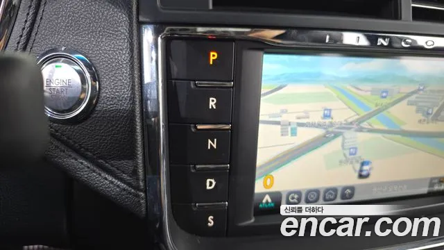 Lincoln Continental 2019 thumb 9