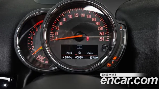 MINI Countryman 2018 thumb 8