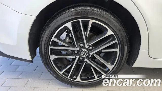 Toyota Camry 2025 thumb 5