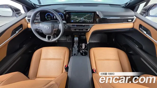 Toyota Camry 2025 thumb 7