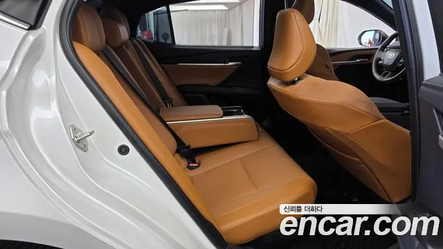 Toyota Camry 2025 thumb 11