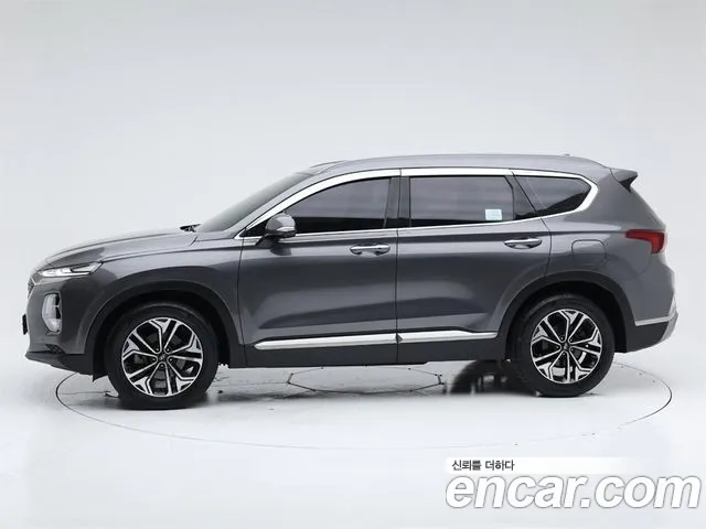 Hyundai Santa Fe 2019 thumb 3