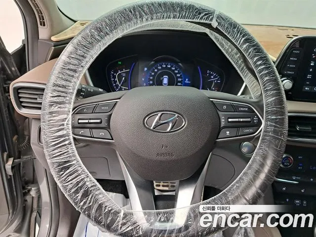 Hyundai Santa Fe 2019 thumb 7