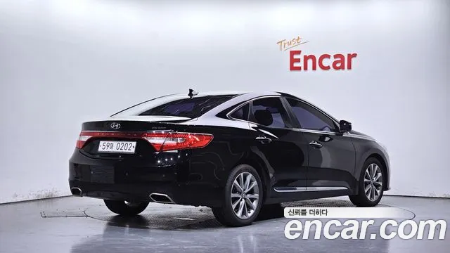 Hyundai Grandeur 2015 thumb 2