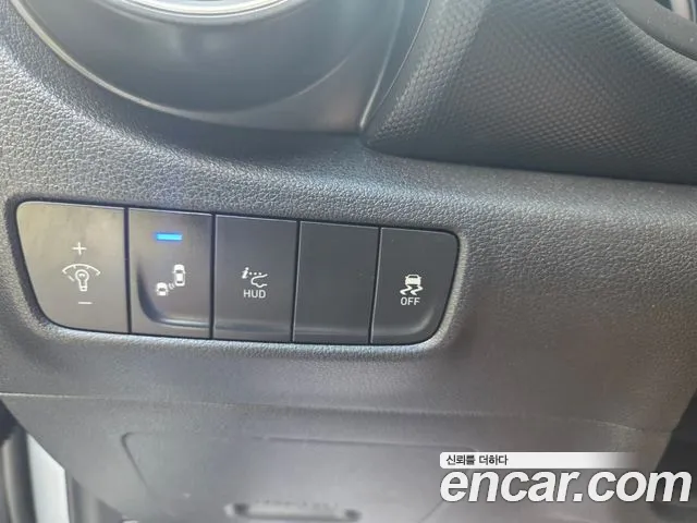 Hyundai Kona 2018 thumb 10