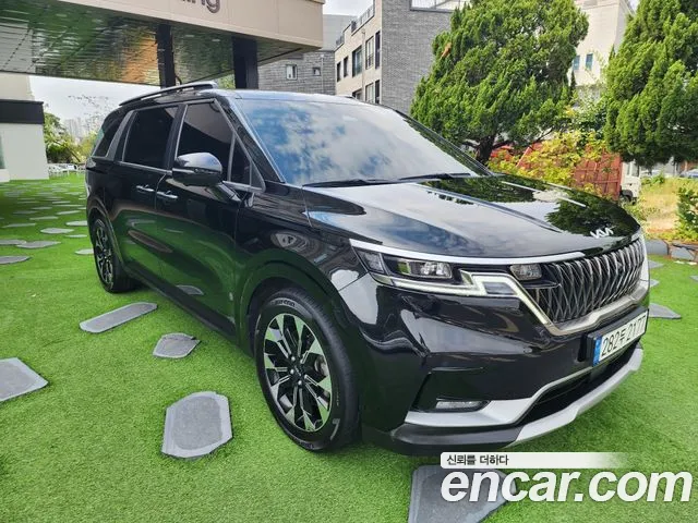 Kia Carnival 2023 thumb 6