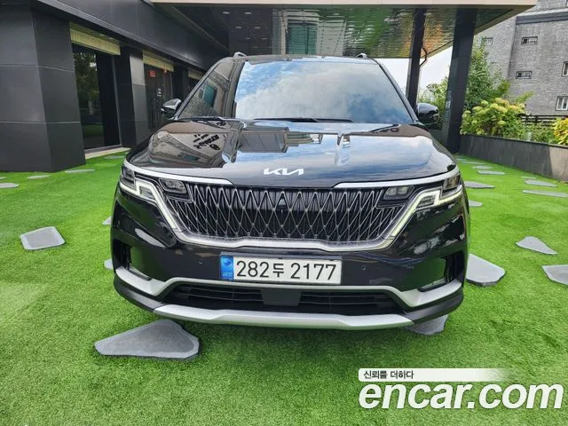 Kia Carnival 2023 thumb 12