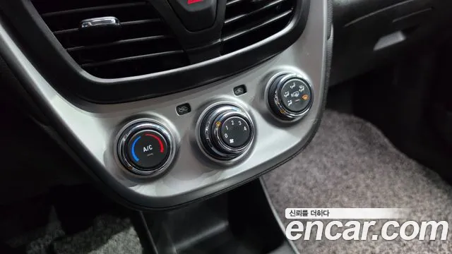 ChevroletGMDaewoo Spark 2017 thumb 9