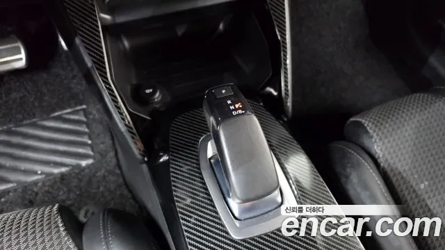 Peugeot 208 2021 thumb 9
