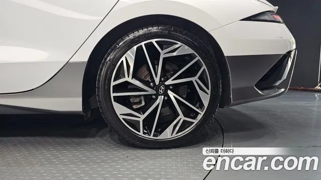 Hyundai IONIQ 6 2022 thumb 5