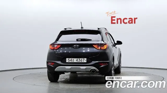Kia Stonic 2018 thumb 3