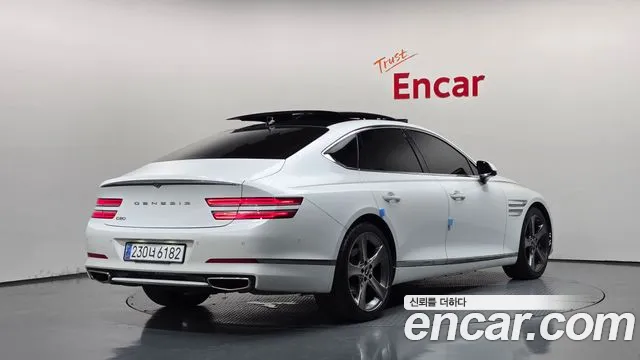 Genesis G80 2020 thumb 2