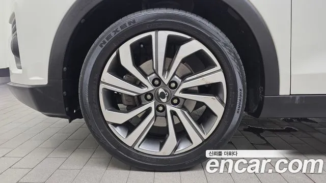 KG_Mobility_Ssangyong TIBOLI 2020 thumb 5