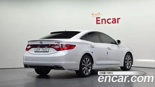 Hyundai Grandeur 2014 thumb 2