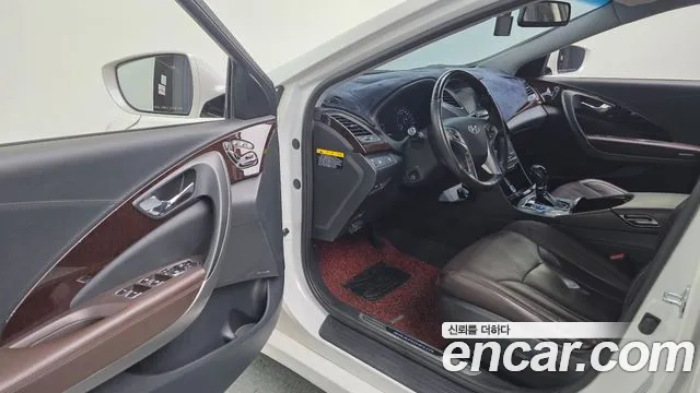 Hyundai Grandeur 2014 thumb 11