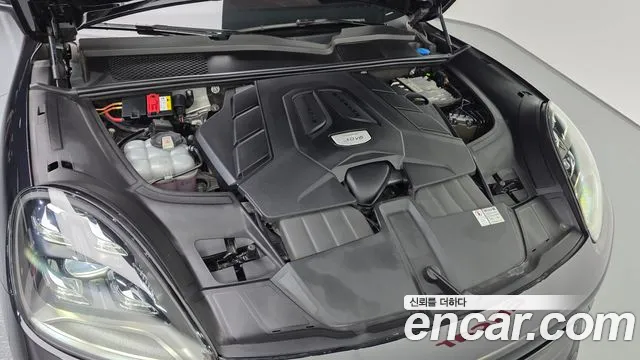 Porsche Cayenne 2021 thumb 6
