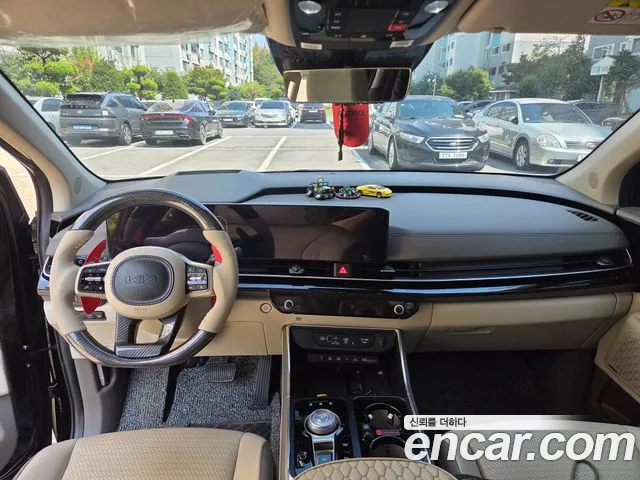 Kia Carnival 2024 thumb 8
