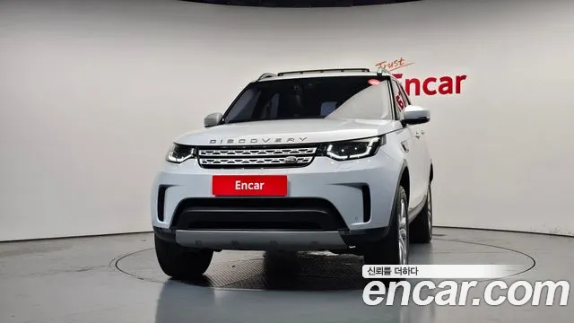Land Rover Discovery 2017 thumb 3
