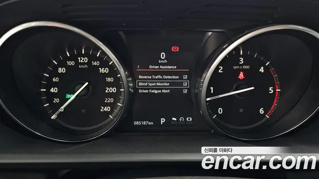 Land Rover Discovery 2017 thumb 8