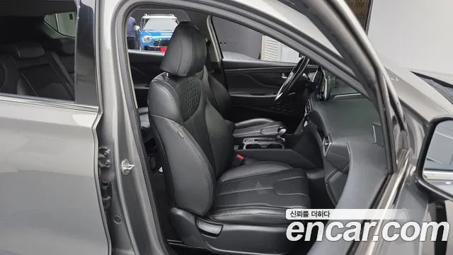 Hyundai Santa Fe 2018 thumb 11