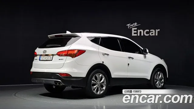 Hyundai Santa Fe 2013 thumb 2