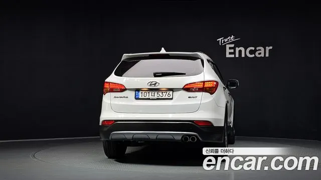 Hyundai Santa Fe 2013 thumb 4