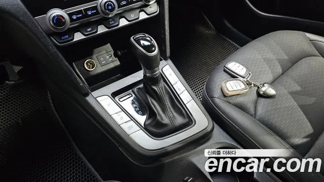 Hyundai Avante 2019 thumb 9