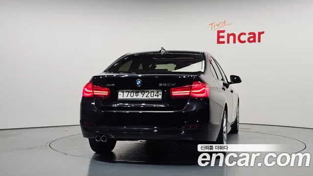 BMW 3-Series 2015 thumb 4
