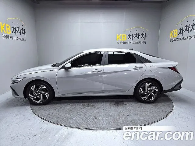 Hyundai Avante 2023 thumb 2