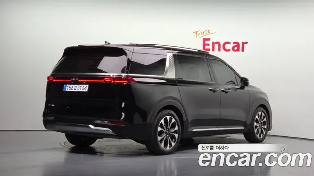 Kia Carnival 2022 thumb 2