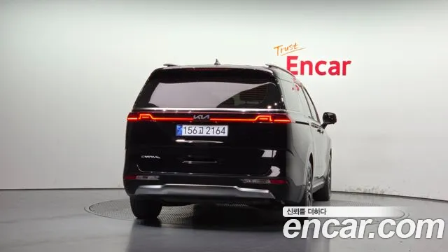 Kia Carnival 2022 thumb 4