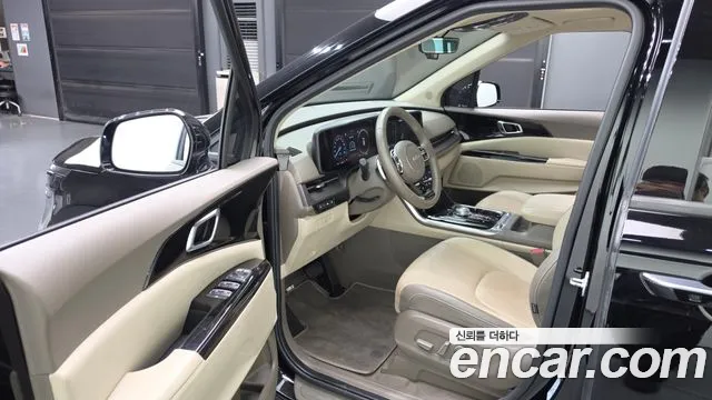 Kia Carnival 2022 thumb 10