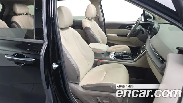 Kia Carnival 2022 thumb 12