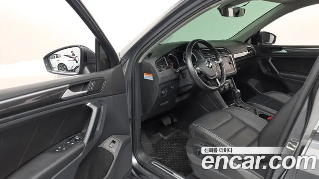 Volkswagen Tiguan 2020 thumb 10